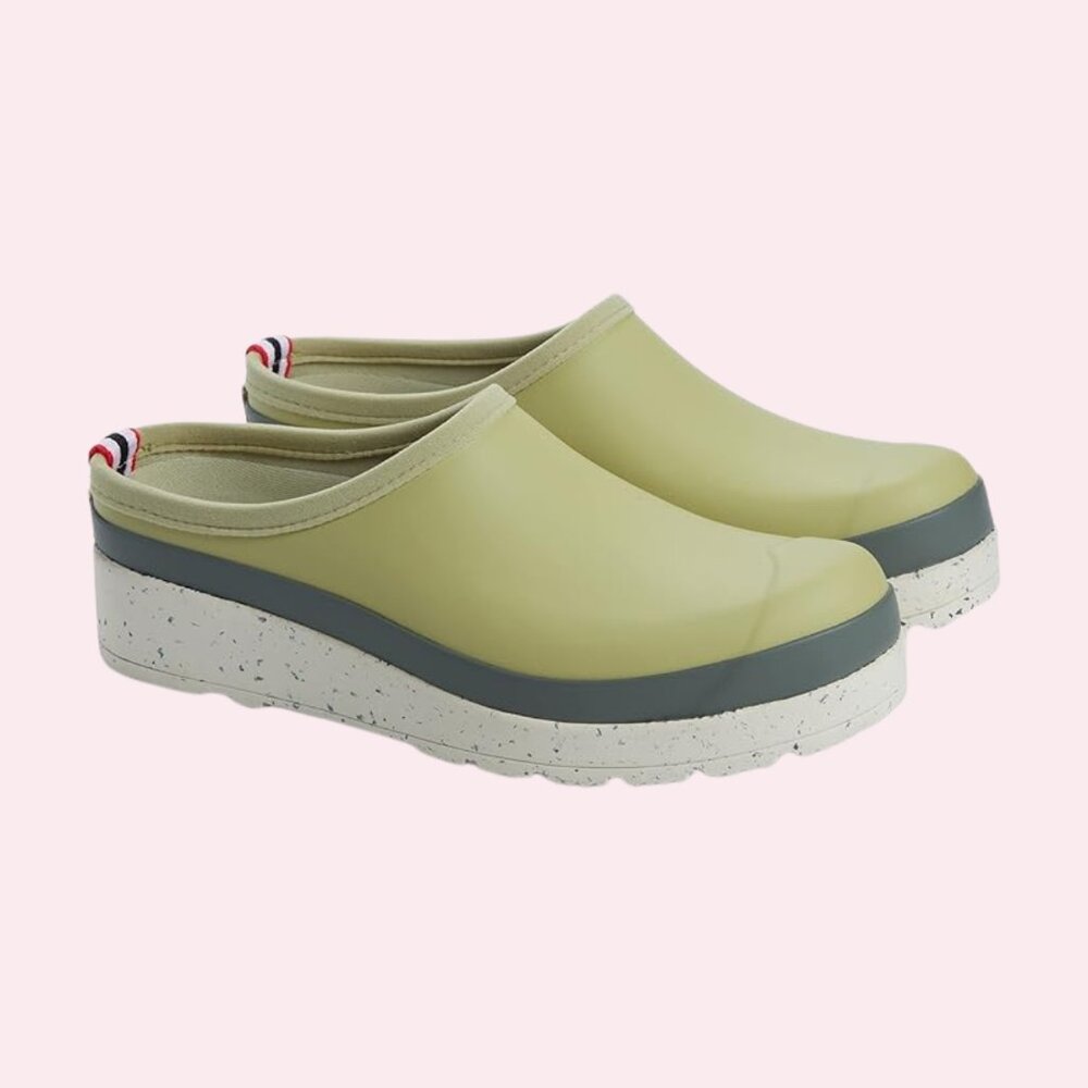 SOLD - NWOT Hunter Original Play Speckle Sole Clogs Size 6